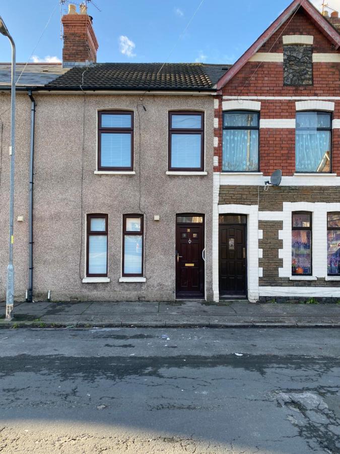 Levi Suite By Koya Homes - 3-Bedroom Home, Downtown Cardiff, Free Parking Kültér fotó